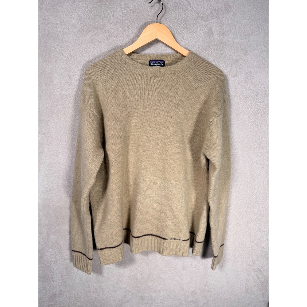 Vintage Patagonia Mens XL Tan 100% Lambswool Crewneck Sweater Stripe Detail 3177